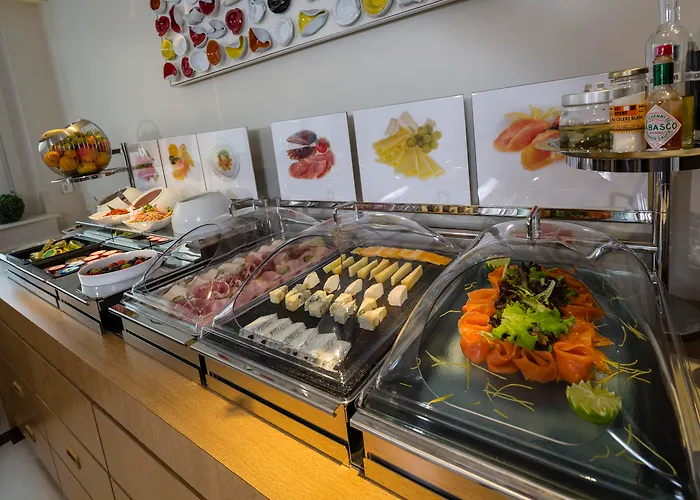 Majestic Hotel Spa - Champs Elysées Parigi